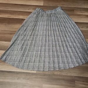 YaYa Wool Black & White Tartan Skirt Skirt Size Large